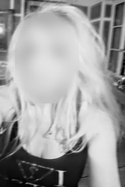Christelle - Image 5