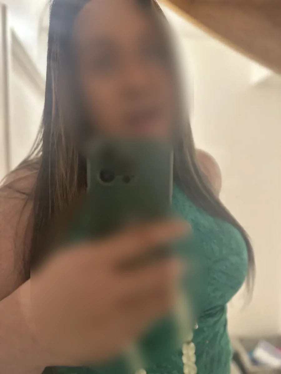 Émilie - Image 1
